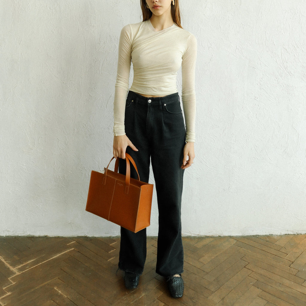 Square Tote Amber