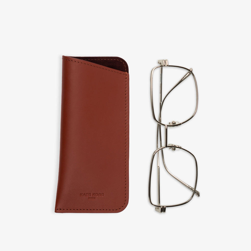 Kate Kore Glasses Cover Caramel — чохол для окулярів з натуральної шкіри, з окулярами