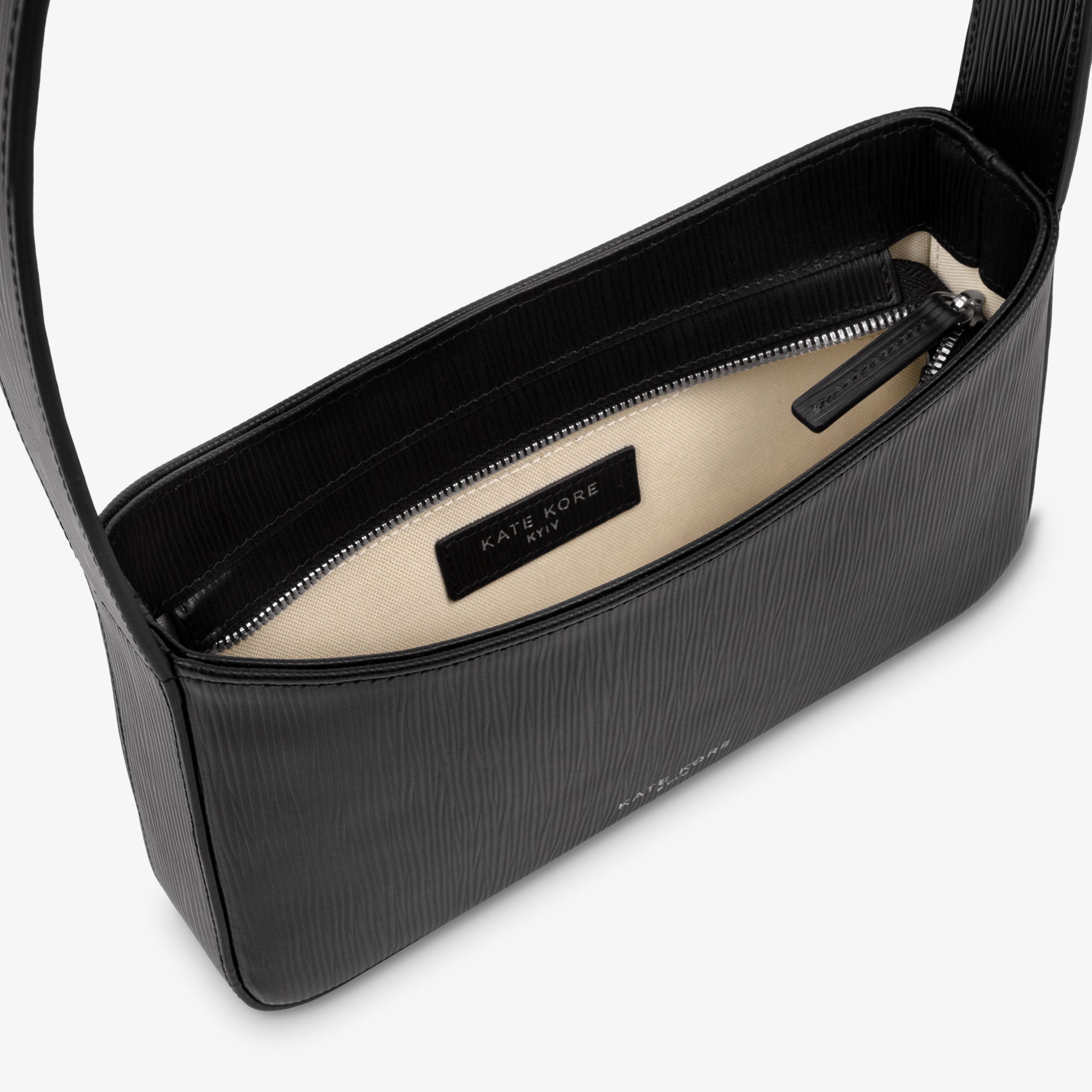 Saffiano Baguette Solo Black
