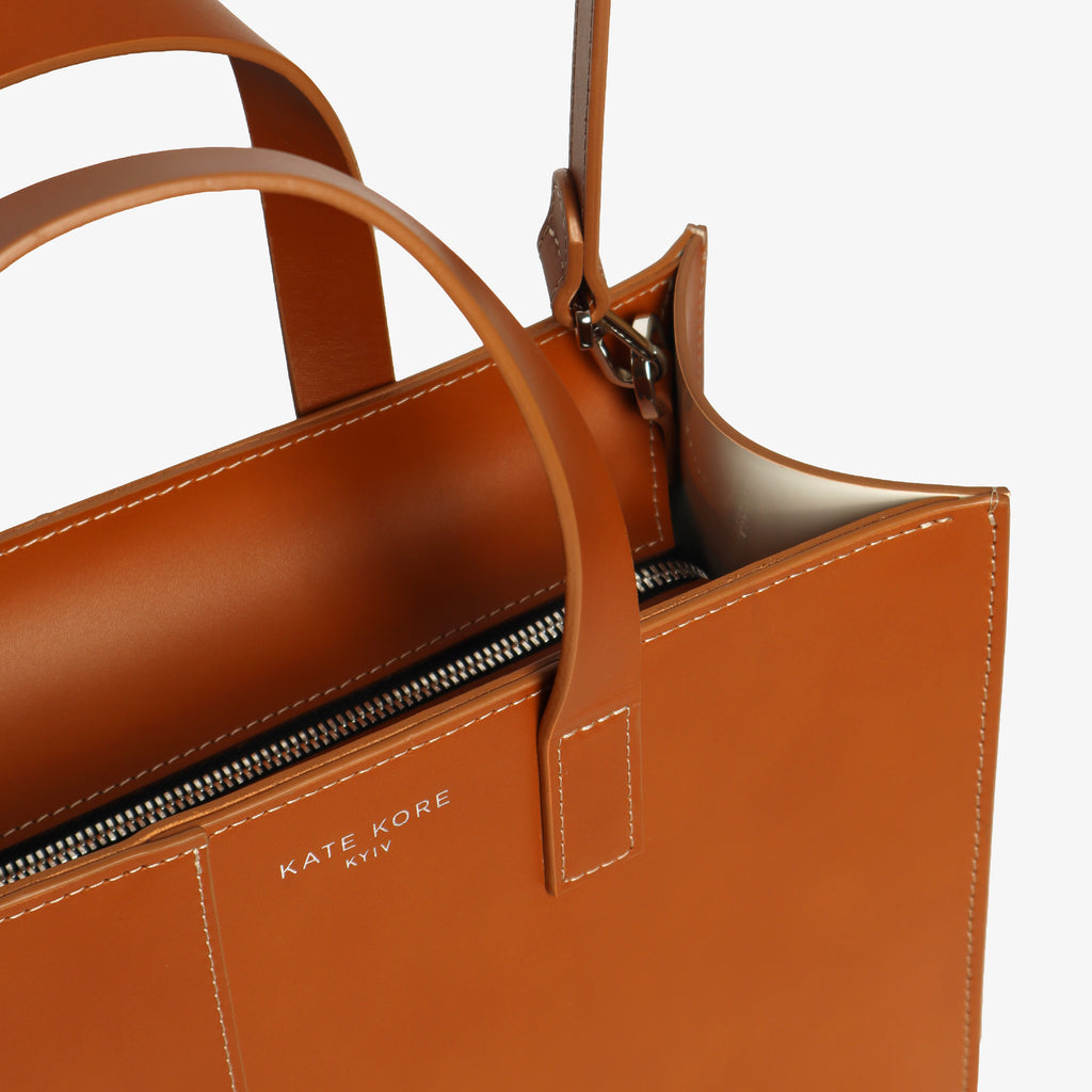 Square Tote Amber