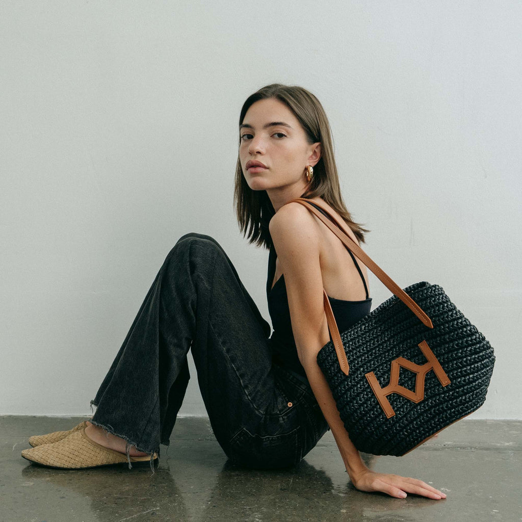 Logo Raffia Tote Black/Almond
