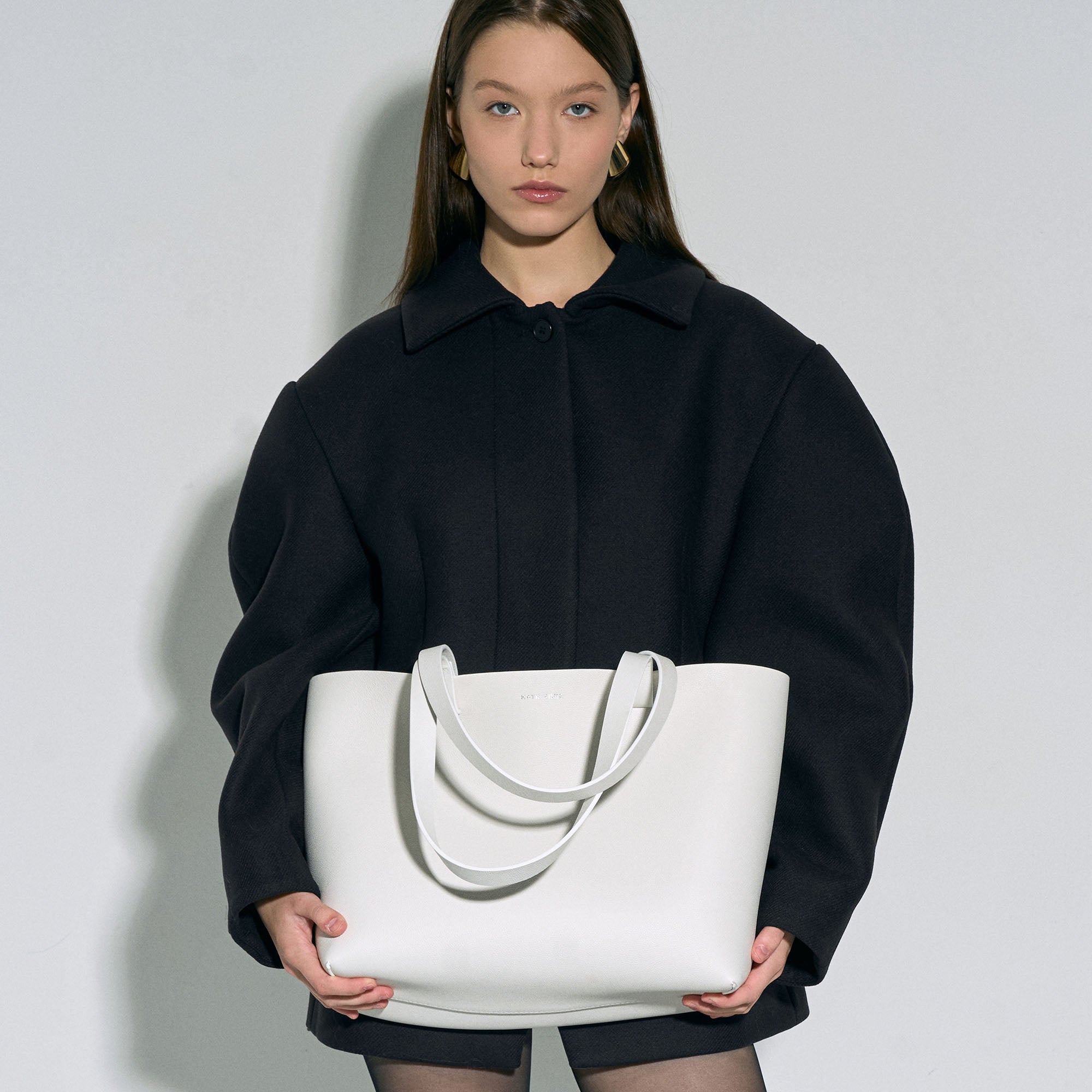 Sona Tote White